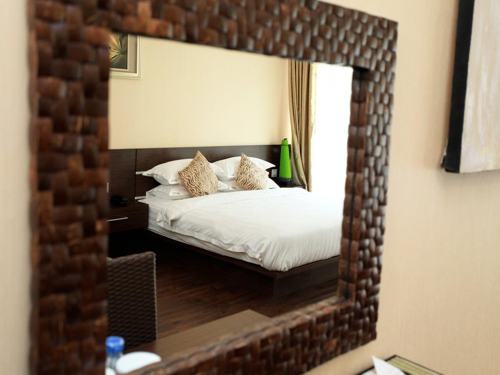 Devata Suites And Residence Legian  Room photo