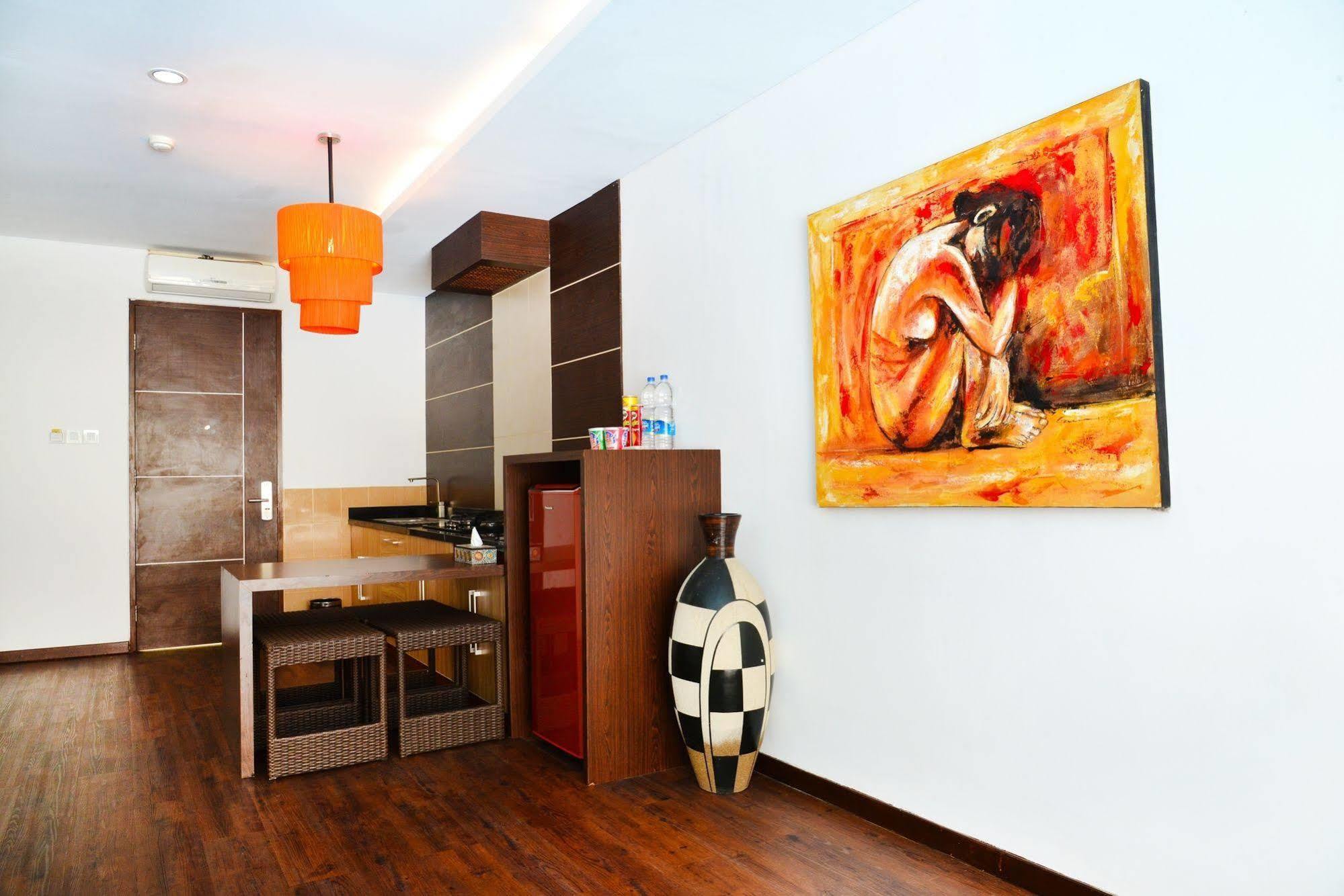 Devata Suites And Residence Legian  Exterior photo