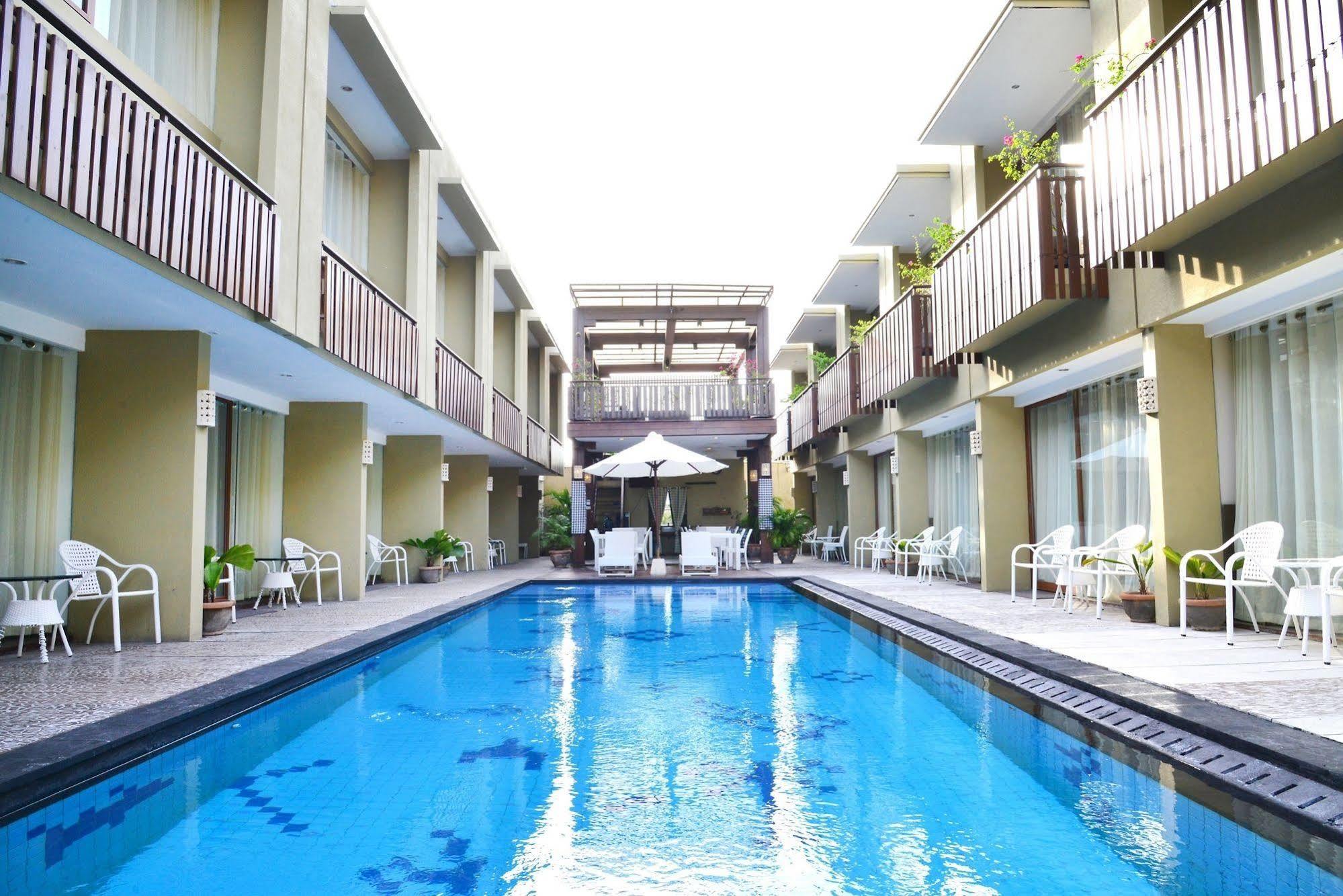 Devata Suites And Residence Legian  Exterior photo