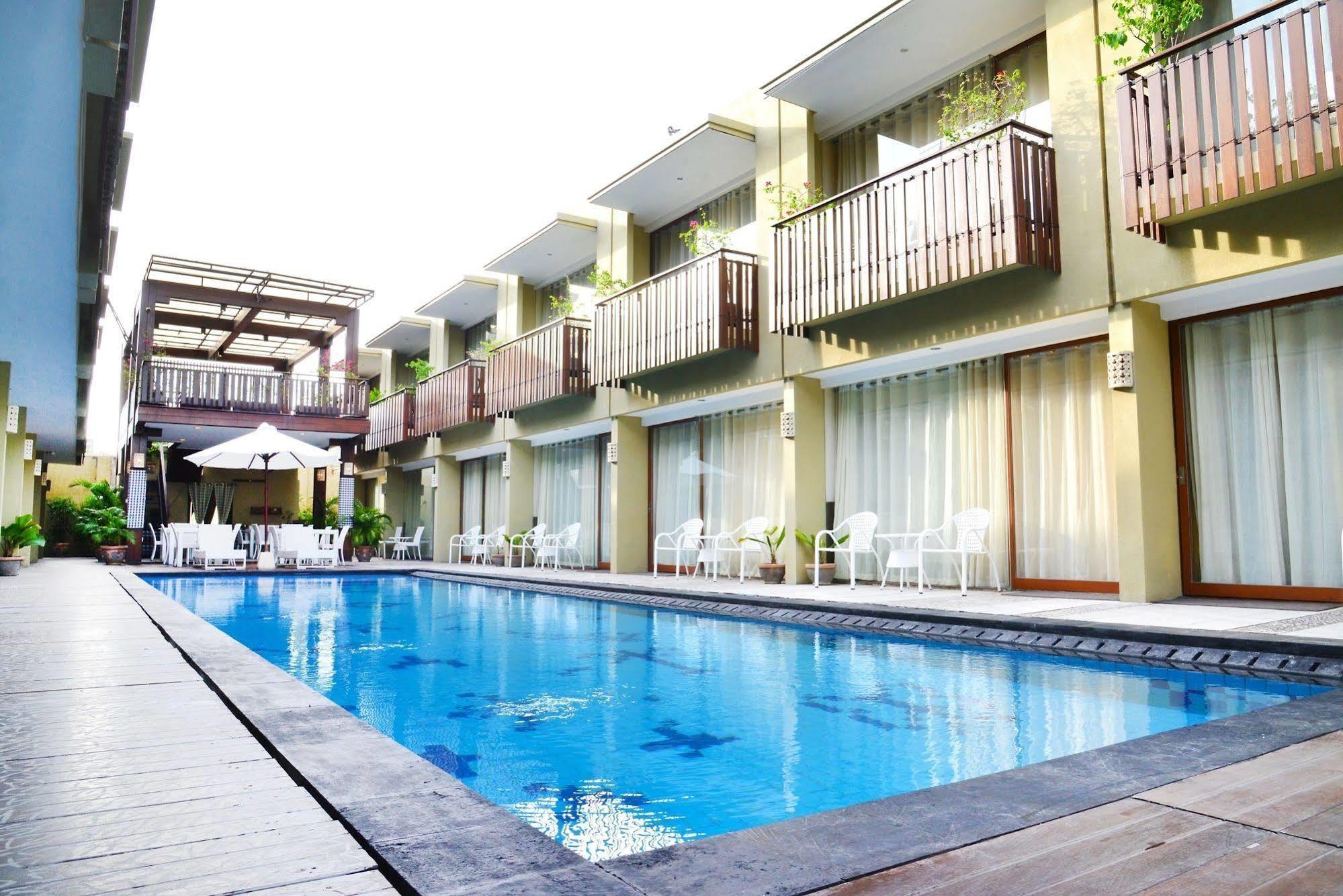 Devata Suites And Residence Legian  Exterior photo