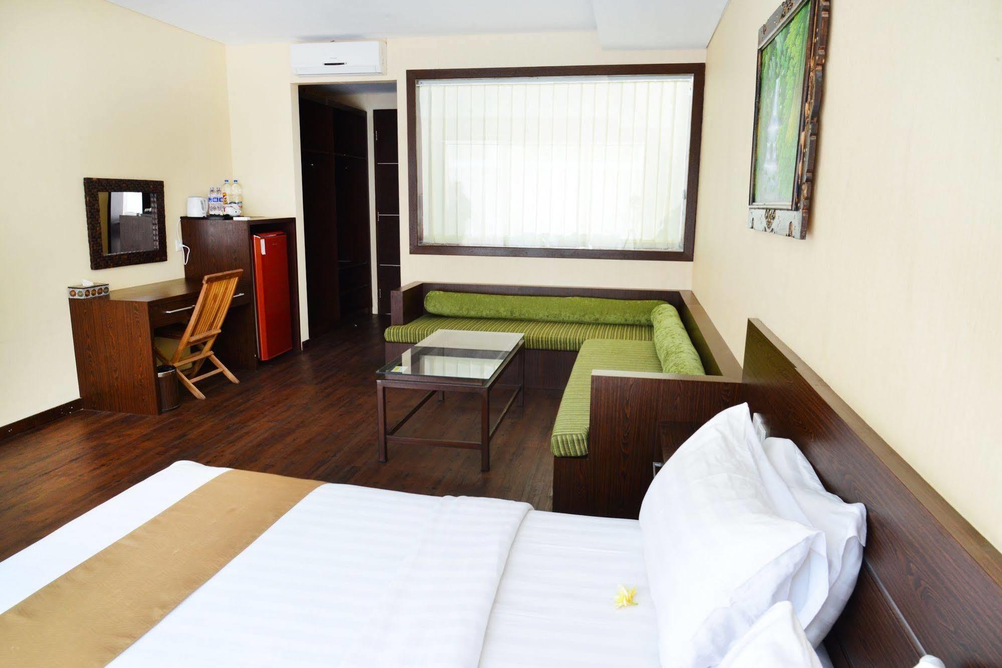Devata Suites And Residence Legian  Exterior photo